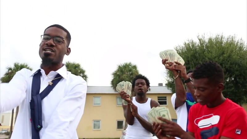 King Moblues – PRESIDENT (FUKIN WIT ME)