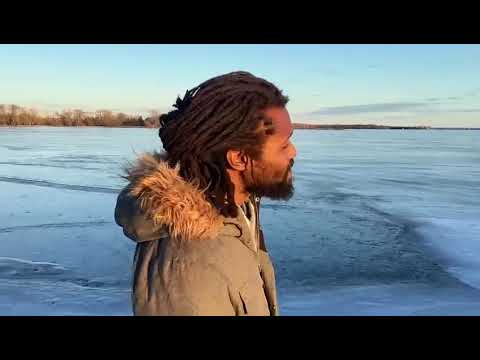 Gravel G – Cellphone